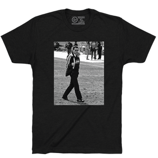A CHICAGO ICON. (BLACK & WHITE)