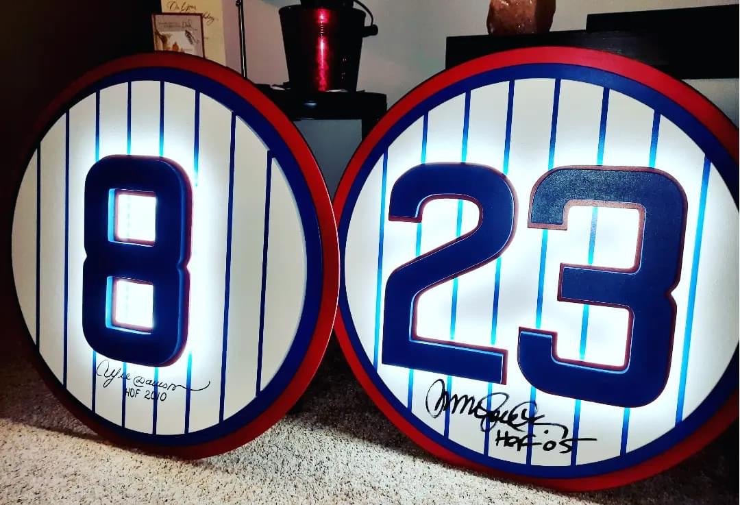 ANDRE DAWSON (AUTOGRAPHED!) #8 WOODEN WALL ART.